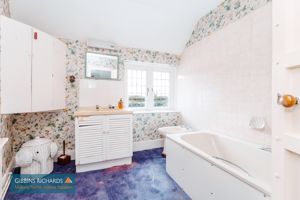 Farm - Bathroom- click for photo gallery